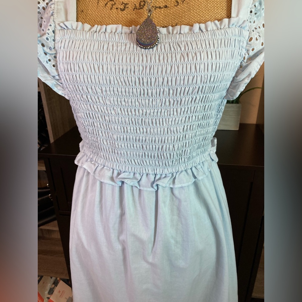 Lauren conrad NWOT baby blue lace dress size medium - Picture 4 of 16